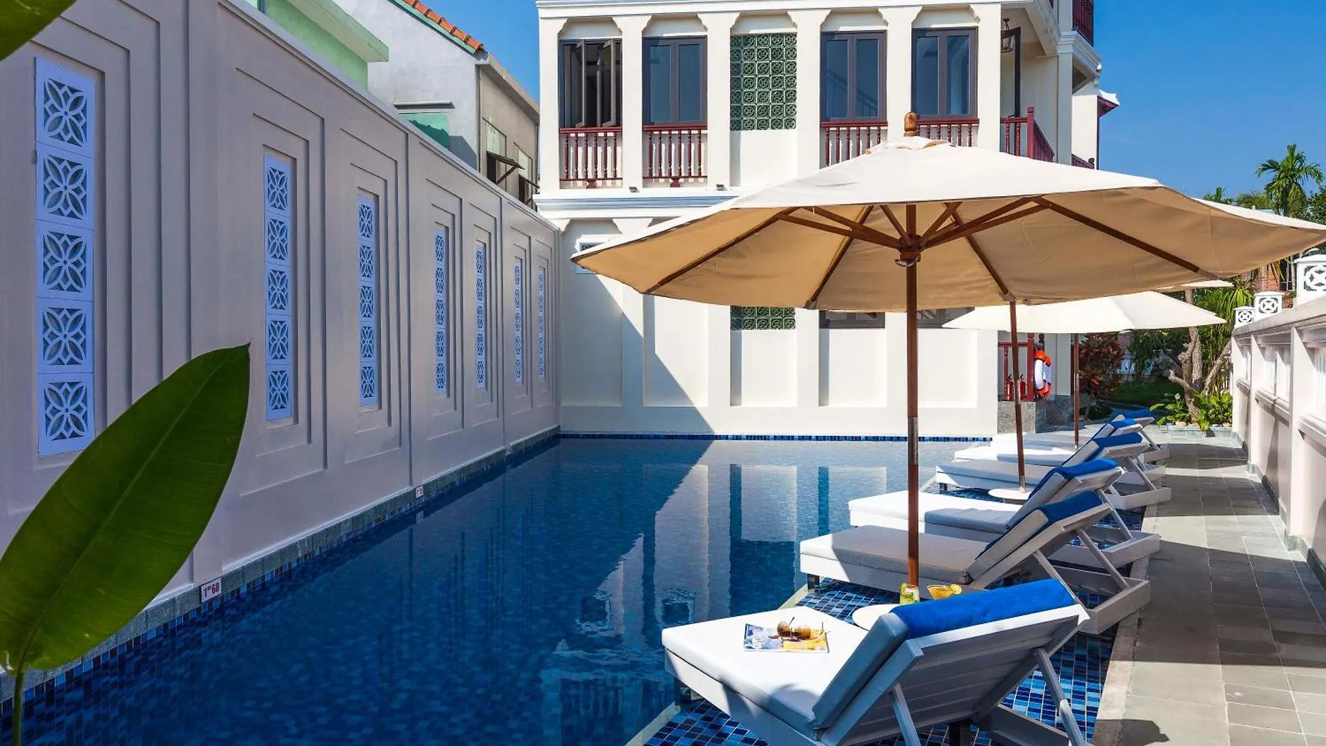 Cozy Original Hoi An Hotel 5*,